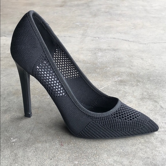 Delicious Women’s Mesh Dress Pumps in Black - Picture 2 of 6